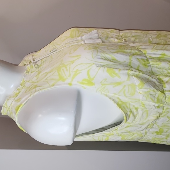 Torrid - Midi Wash Gauze Tiered Dress in Floral Yellow​​​​​​​​ - Picture 6 of 13